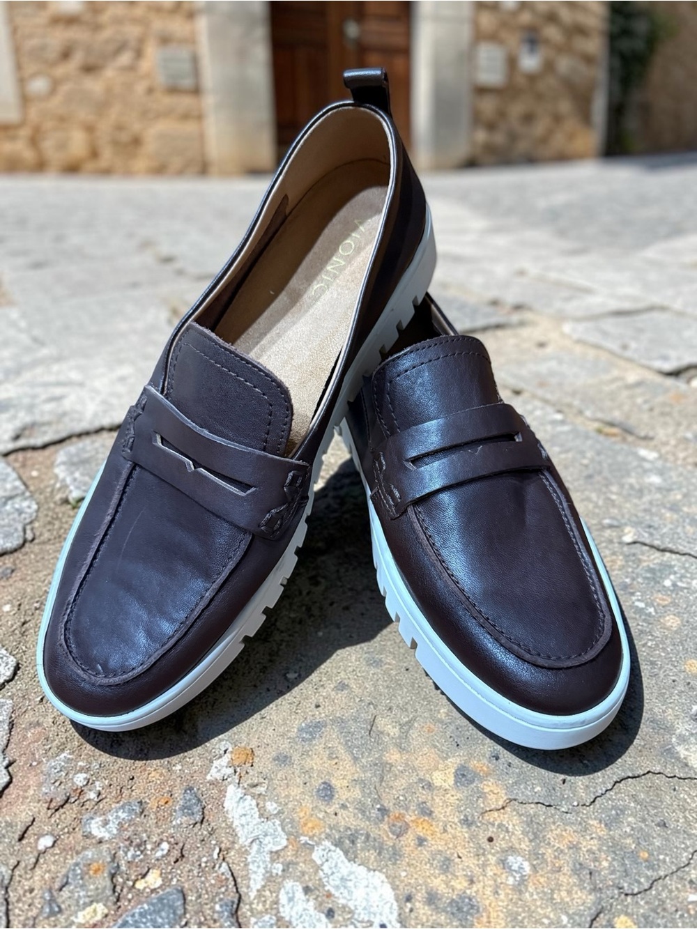 Vionic Uptown Loafer Women 10.5 Dark Brown Leather White Platform Penny Loafer C